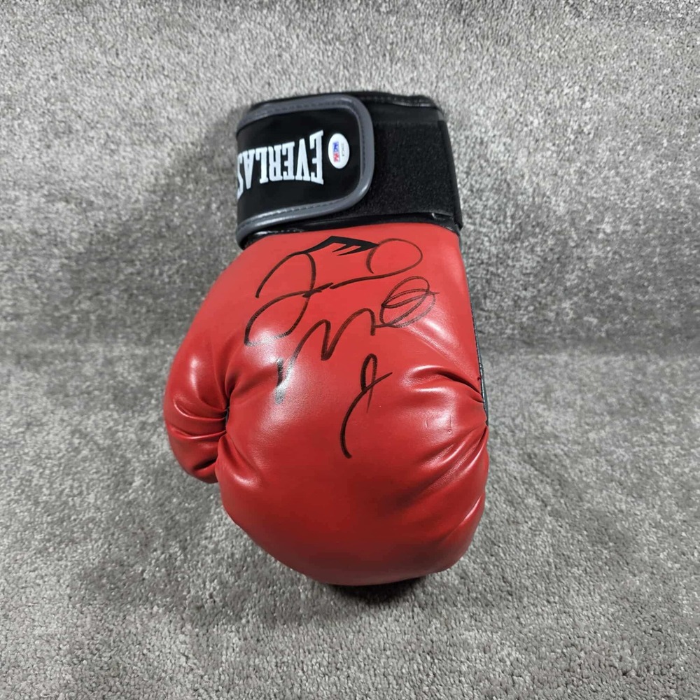 Floyd‎ Mayweather Jr. Signed Everlast Boxing Glove Red - PSA DNA authentication